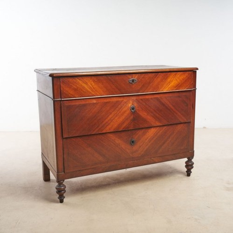 Walnut Chest of Drawers, 1800s for sale at Pamono