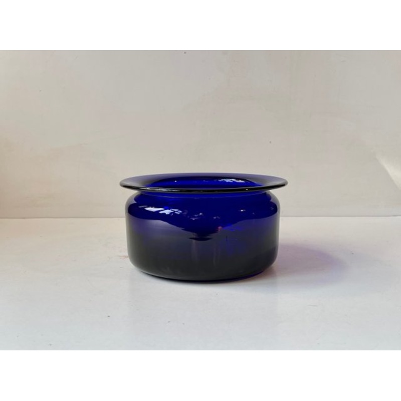 Danish Modern Saphire Blue Bowl by Michael Bang for Holmegaard, 1970s for sale at Pamono