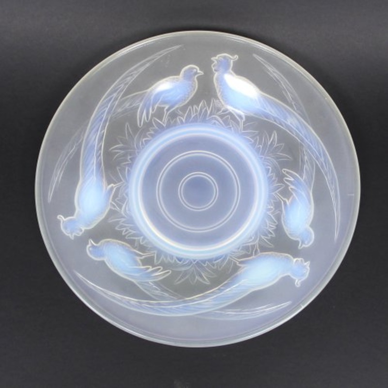 Fountain or Decorative Dish in Opalescent Glass with Pheasants for sale at Pamono