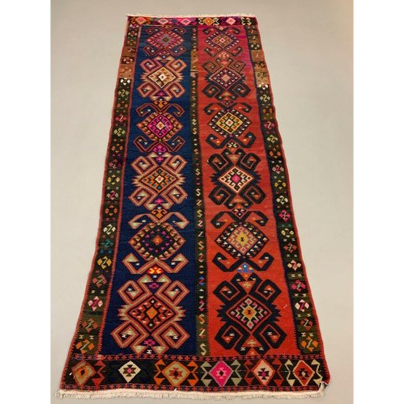 Large Vintage Turkish Red and Navy Wool Kilim Runner Rug 264×110 cm for sale at Pamono