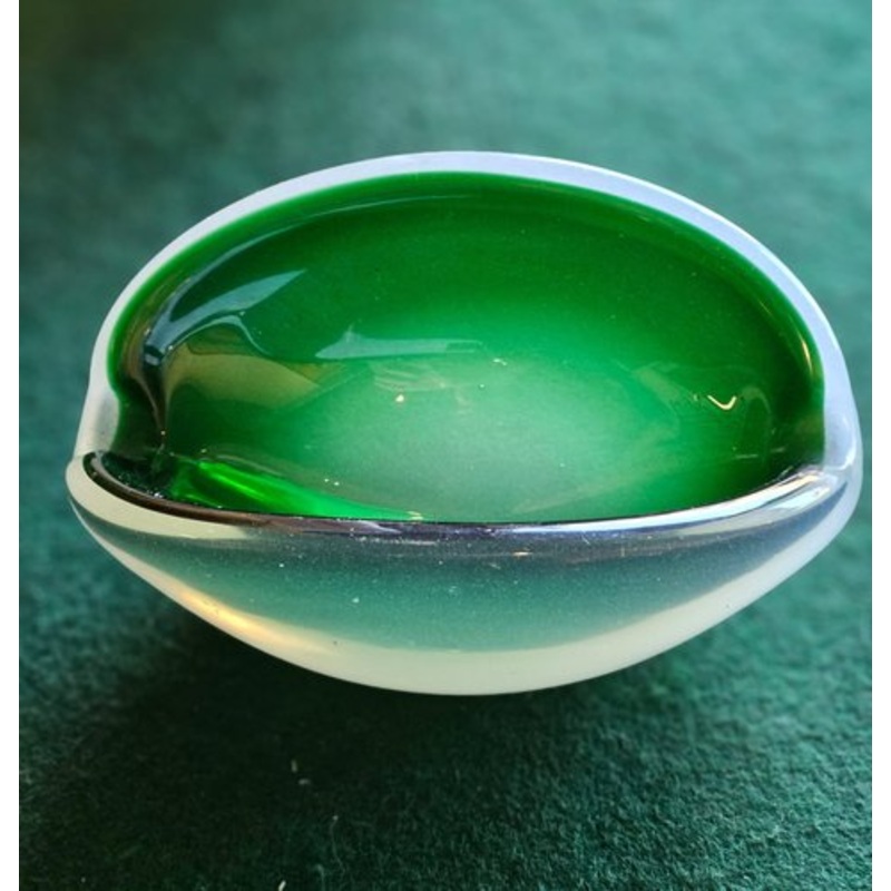Murano Glass Ashtray, 1960s for sale at Pamono-BZK-1780653