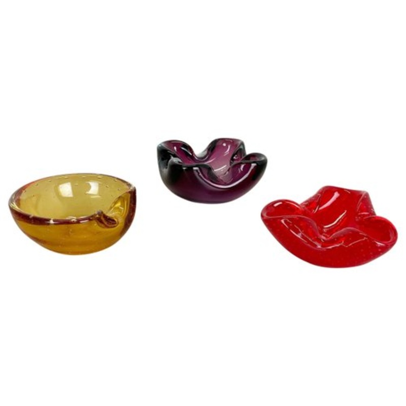 Murano Glass Sommerso Bowl or Ashtray, Italy, 1970s, Set of 3 for sale at Pamono