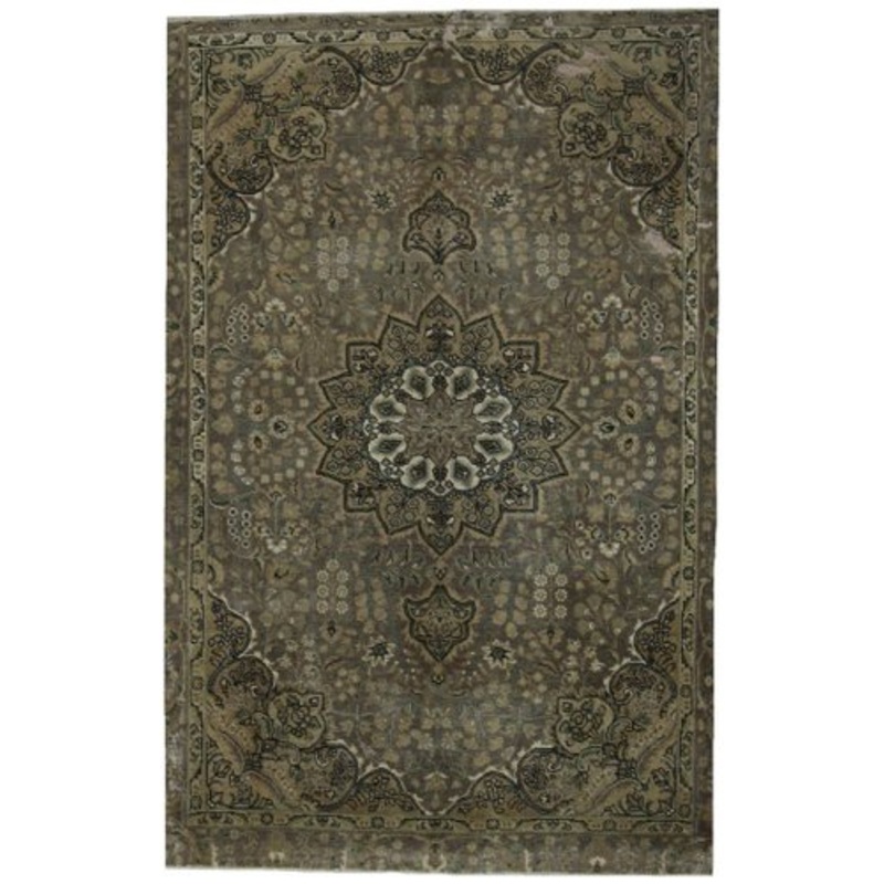 Vintage Middle Eastern Hand-Knotted Rug for sale at Pamono-SZS-2143318
