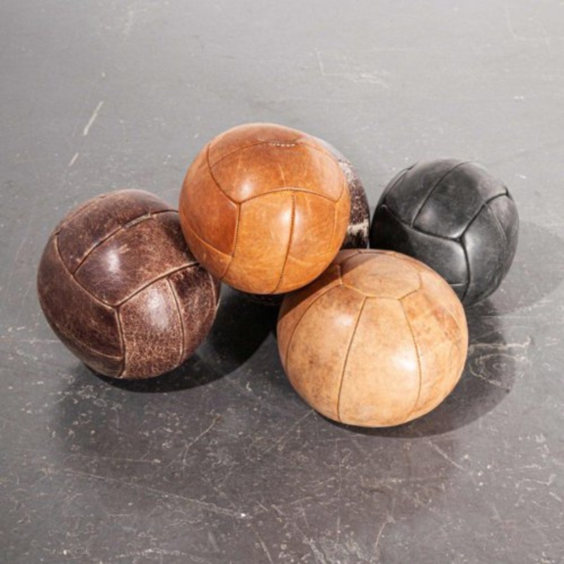 Medium Czech Leather Decorative Medicine Ball, Czech, 1950s for sale at Pamono