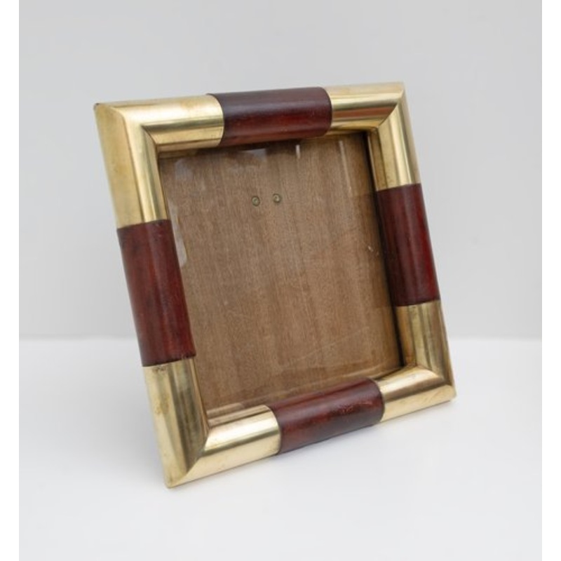Mid-Century Modern Italian Brass Picture Frame by Tommaso Barbi, 1970s for sale at Pamono