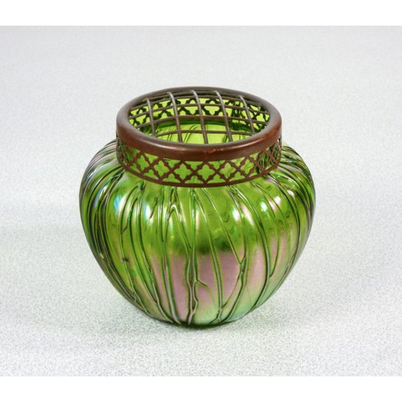 Vase in Iridescent Glass from Pallme Konig, Austria, 1910s for sale at Pamono