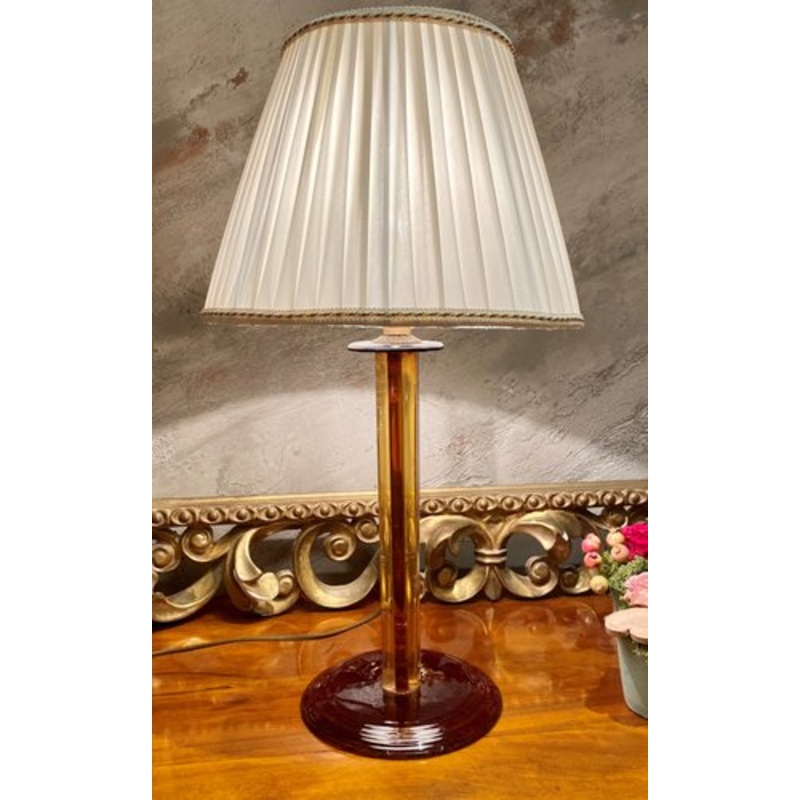 Venetian Amber-Colored Blown Murano Glass Table Lamp with White Silk Shade, 1950s for sale at Pamono