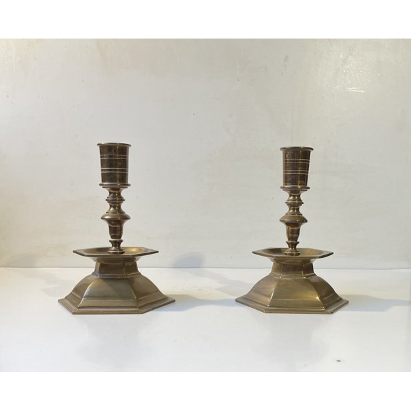 Vintage Church Altar Candlesticks in Brass, 1930s, Set of 2 for sale at Pamono