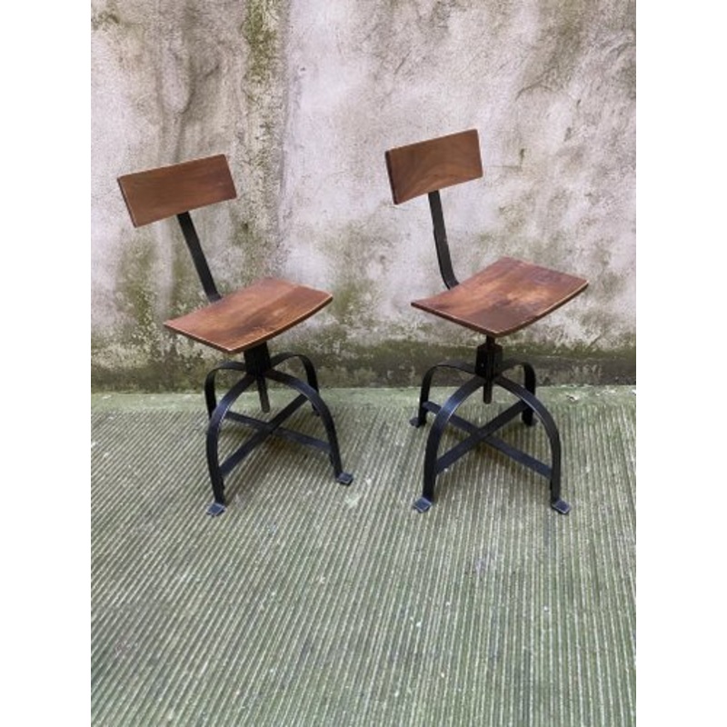 Vintage Industrial Stools, 1970s, Set of 2 for sale at Pamono