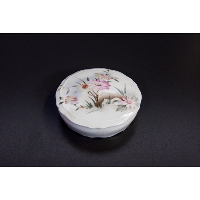 French Porcelain Casket from Limoges, 1980s for sale at Pamono