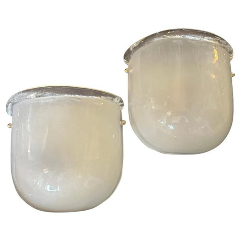 Mid-Century Modern Murano Glass and Brass Wall Sconces in the style of Barovier, 1980s, Set of 2 for sale at Pamono