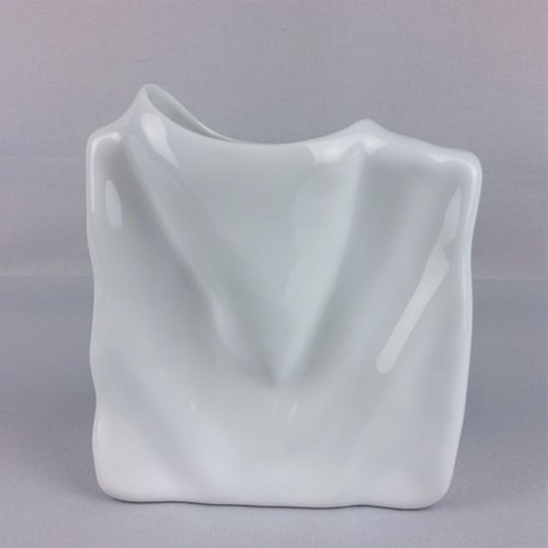 White Porcelain Vase from Eschenbach, 1980s for sale at Pamono