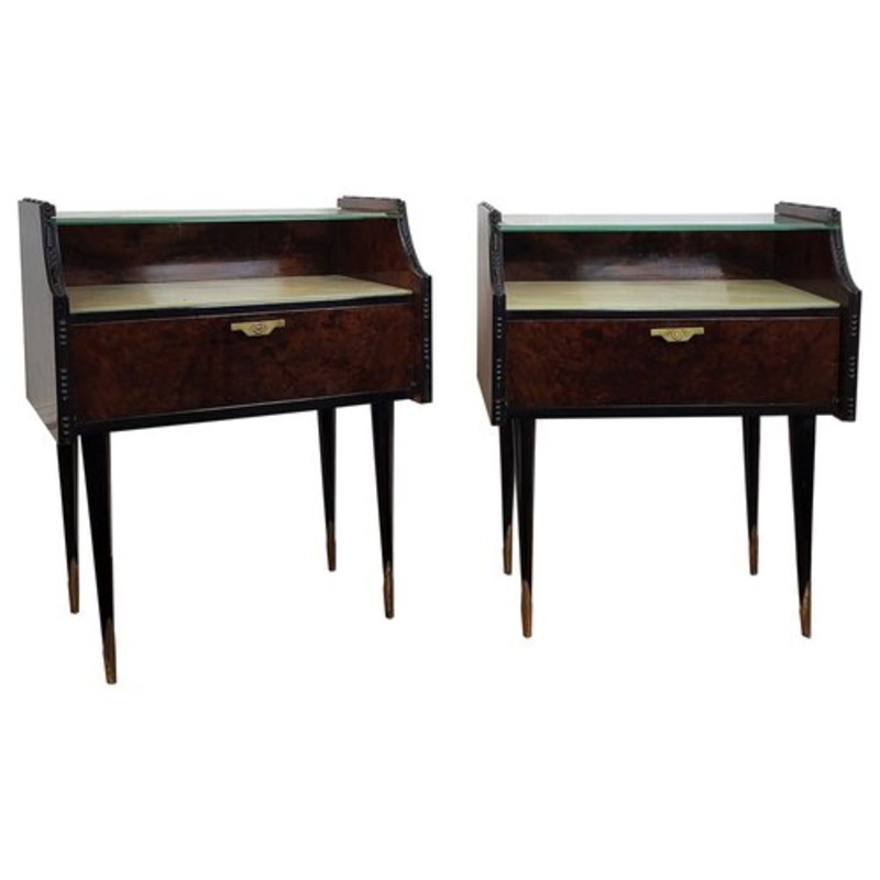 Mid-Century Italian Art Deco Nightstands in Wood, Brass & Glass, 1950s, Set of 2 for sale at Pamono