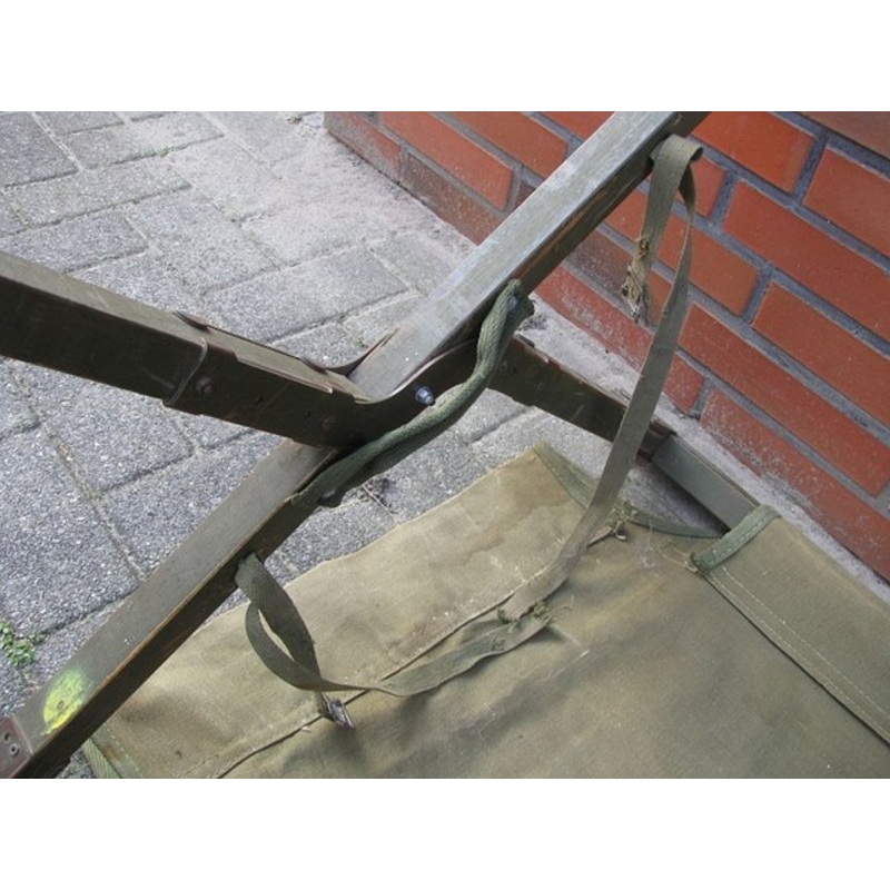 Olive Military Folding Bed, 1950s for sale at Pamono