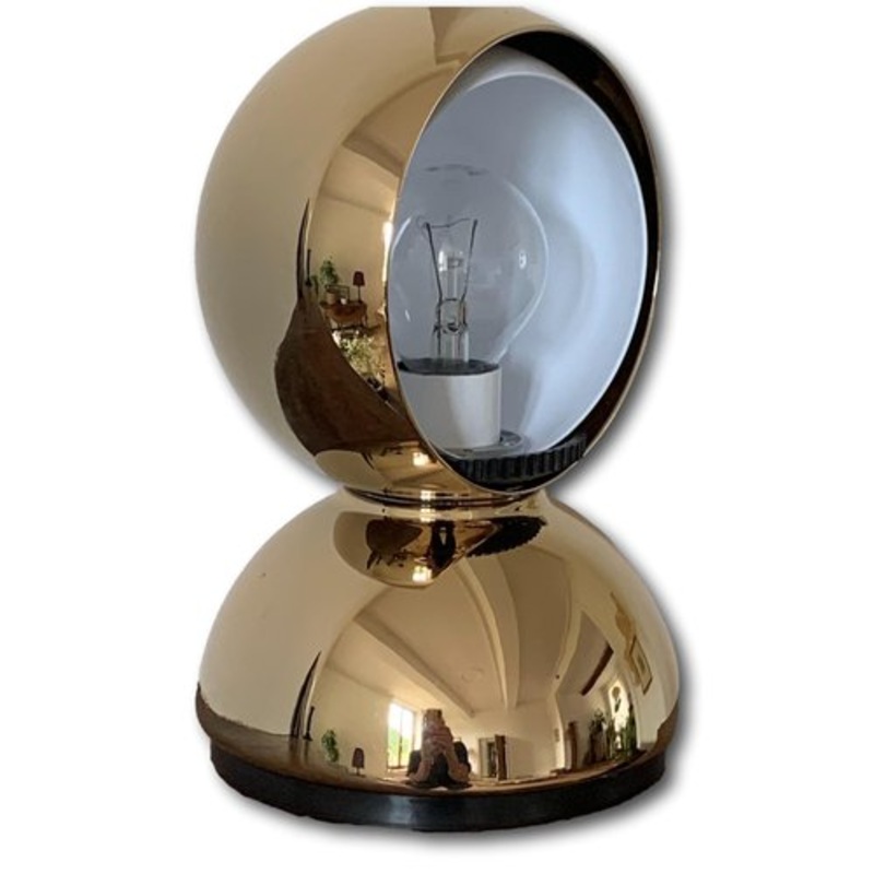 Eclisse Table Lamp by Vico Magistretti for Artemide, 2010s for sale at Pamono