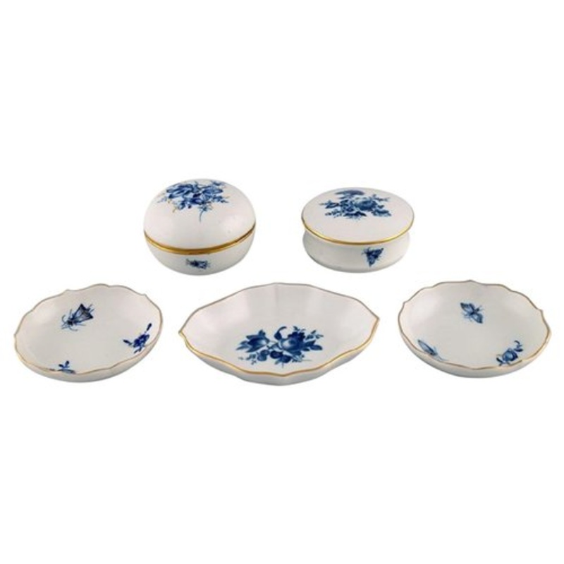 Lidded Jars and Caviar Bowls in Porcelain from Meissen, Set of 5 for sale at Pamono