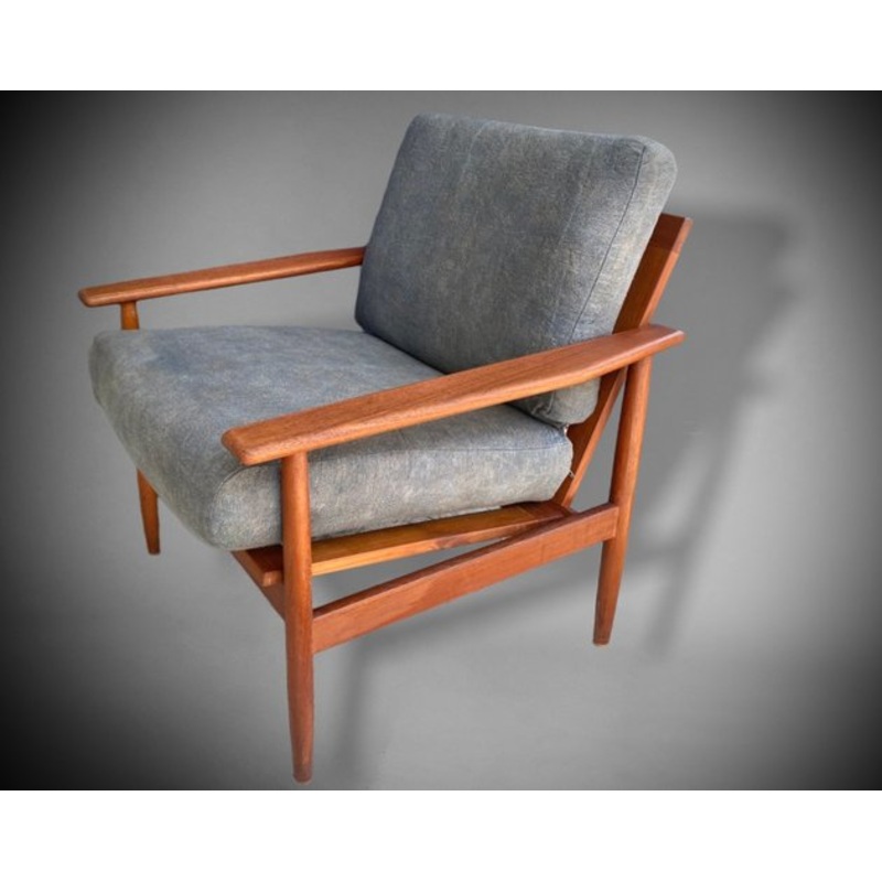 Vintage Danish Teak Armchair, 1960s for sale at Pamono