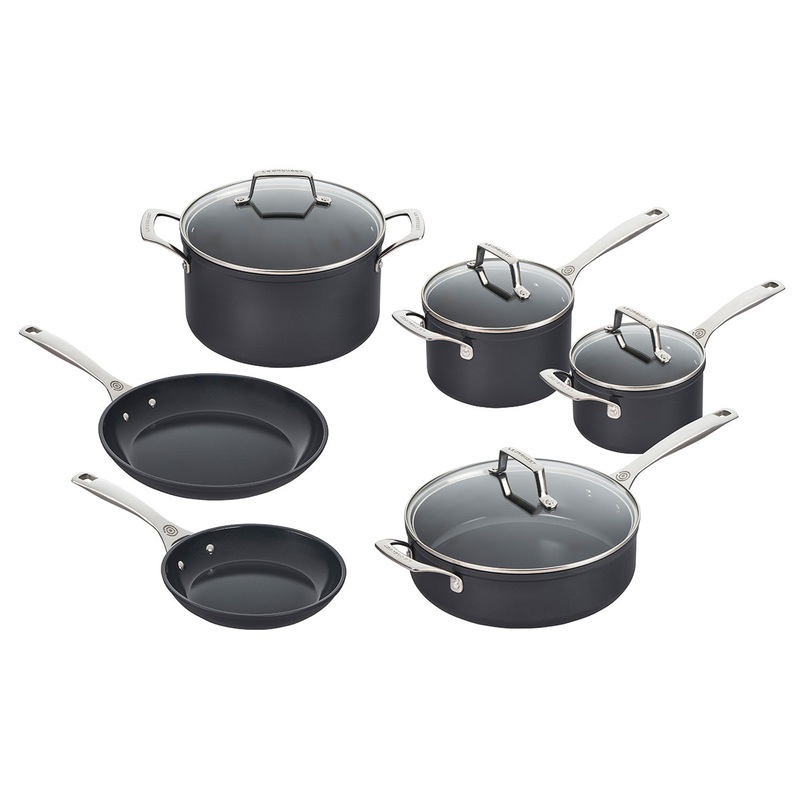 Le Creuset Essential Nonstick Ceramic 10-Piece Cookware Set