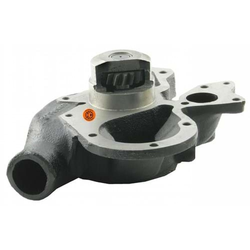 M4225392 Water Pump w/ Gear – Fits McCormick