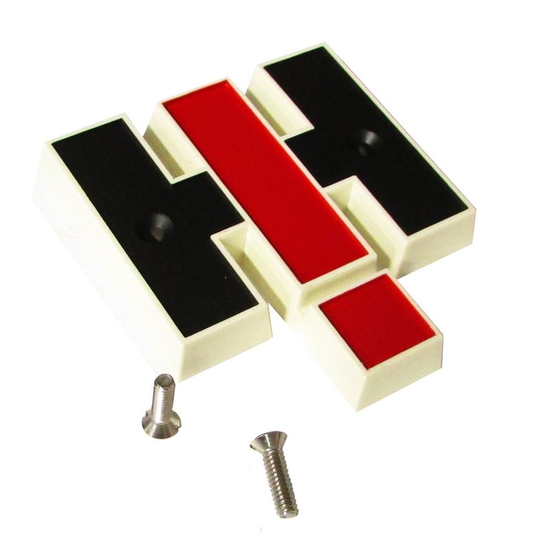 2751847R1 Grill Emblem fit IH 756 806 826 856 1026 1206 1256 1456 2756 2806 2826