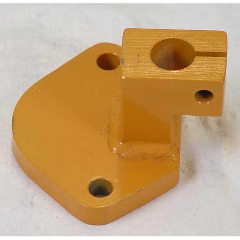 D42198 Top Roller Bracket – Fits Case 350, 350B